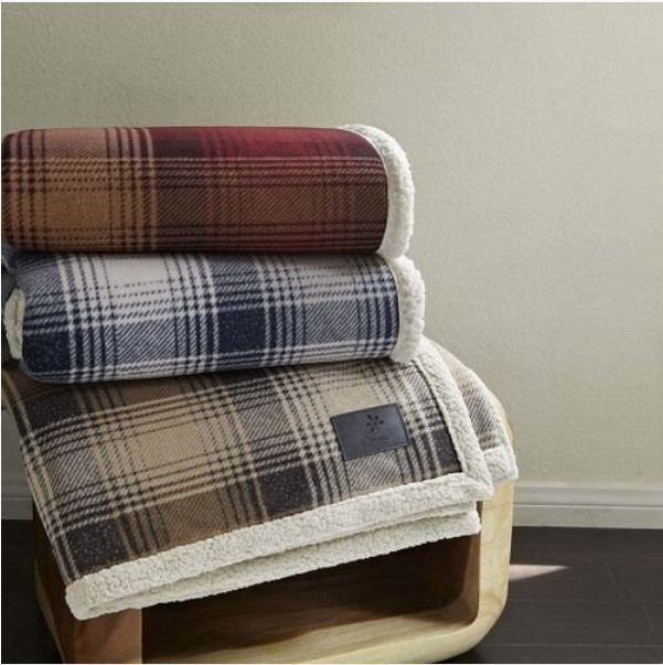 KanataCottage Plaid Throw